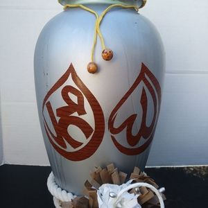 Islamic flowerpot